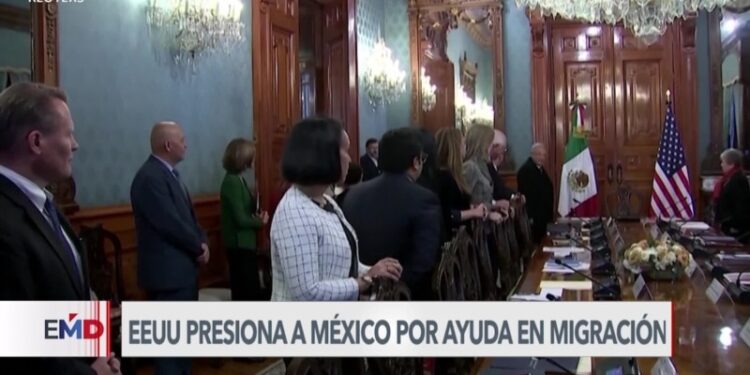 EEUU y México acuerdan reabrir puertos fronterizos, según mandatario mexicano