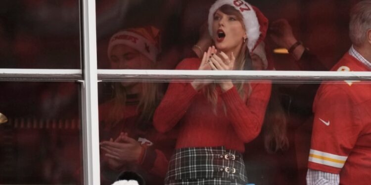 Taylor Swift fue a ver jugar a su novio