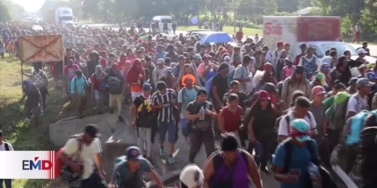 Nueva caravana de migrantes recorre México de sur a norte