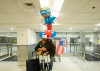 Entre alegrías y frustraciones, así se vivió un año de parole humanitario otorgado por EEUU