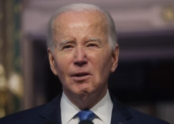 La Cámara baja del Congreso de EEUU formaliza investigación para llevar a juicio politico al presidente Biden.