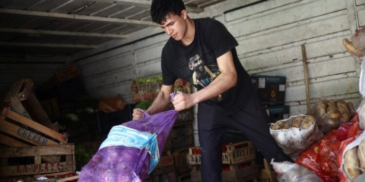 El trueque regresa a la Argentina por la grave crisis económica