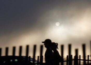 A poco más de una semana para el inicio del verano en Perú, el gobierno se prepara para el Fenómeno El Niño