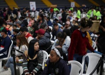 Política migratoria en Colombia ha “cambiado trascendentalmente” bajo el gobierno de Petro: Analistas