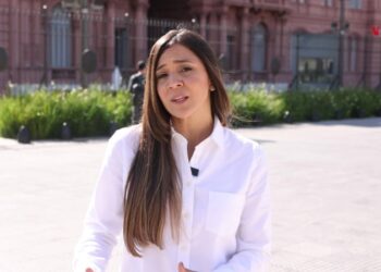 ¿Qué país recibe Javier Milei y qué propone para Argentina?