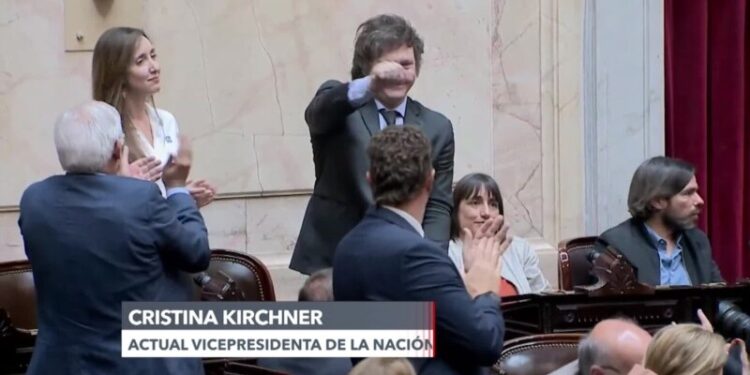 Javier Milei asume como presidente de Argentina