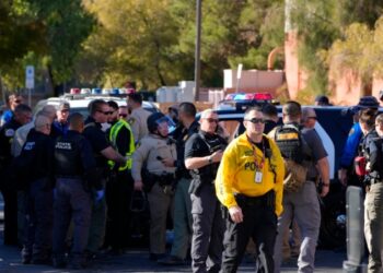 Las Vegas: Policía encuentra sin vida a sospechoso de tiroteo