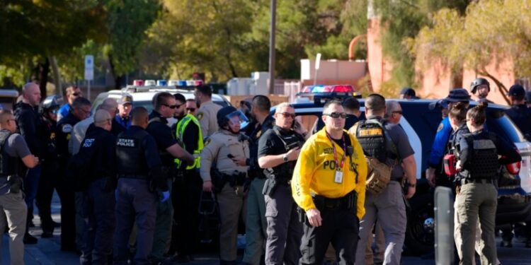 Las Vegas: Policía encuentra sin vida a sospechoso de tiroteo