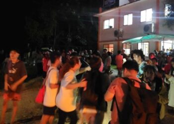 Sismo de magnitud 7,6 en Mindanao, Filipinas; emiten alerta de tsunami