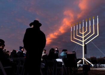 Biden será anfitrión de ceremonia de Hanukkah en la Casa Blanca en medio de temores sobre aumento del antisemitismo