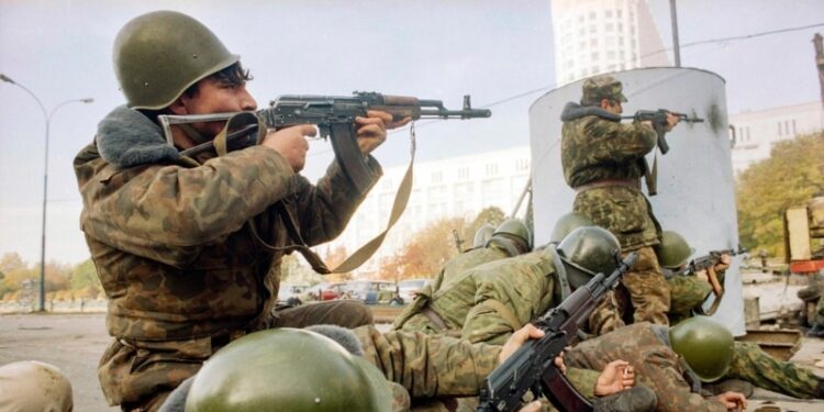 Israel acusa al secretario general de la ONU de ser una “amenaza” para la paz global.