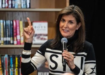 Critican a aspirante republicana Nikki Haley por respuesta sobre Guerra Civil de EEUU