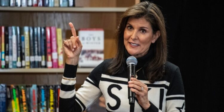 Critican a aspirante republicana Nikki Haley por respuesta sobre Guerra Civil de EEUU