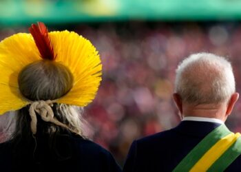 Congreso brasileño anula veto de Lula que protegía tierras indígenas