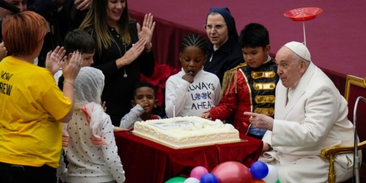 El papa Francisco cumple 87 años; busca cimentar su legado