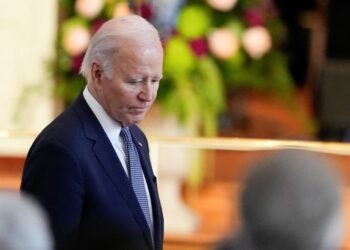 El presidente Biden y su esposa celebran Janucá