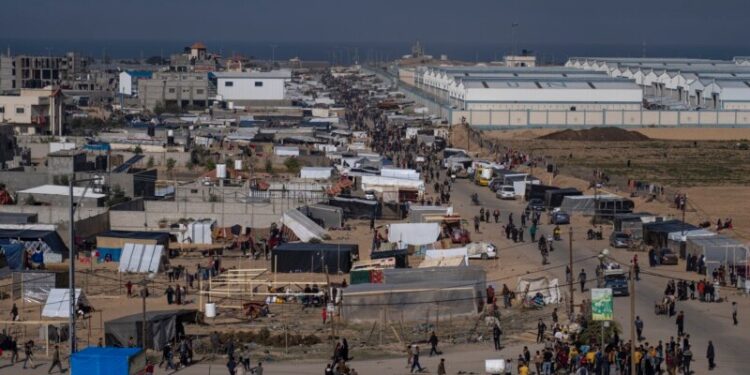 La guerra entre Israel y Hamás entra en su tercer mes con menos áreas seguras para los palestinos en Gaza