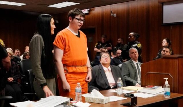 Autor de matanza en secundaria de Míchigan pasará toda su vida en prisión