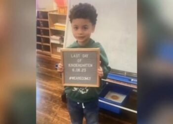 Niño de seis años toma un vuelo equivocado hacia Orlando al intentar visitar a su abuela