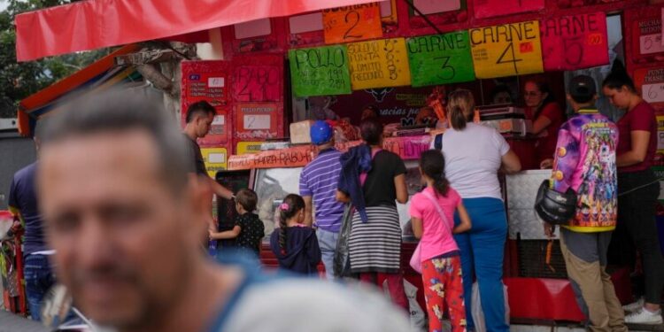 Las 5 principales noticias de Venezuela hoy: estiman inflación en 2024; fumigan por dengue, y más