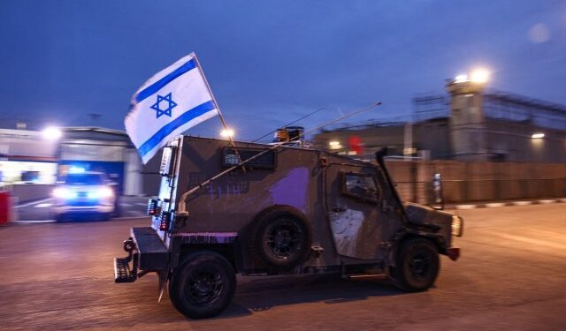 Fuerzas israelíes matan a tres palestinos en redadas en Cisjordania ocupada