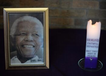 A diez años de la muerte de Mandela, Sudáfrica debate y busca superar su legado