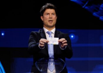 ¡Insólito! Sorteo de la Eurocopa fue interrumpido por audio viral de gemidos (Video)