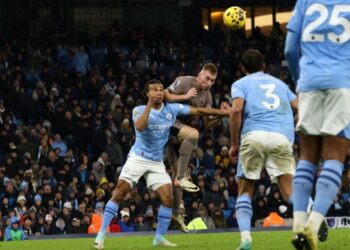 Tottenham rescató un empate tras frenético partido con el Manchester City