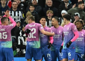Milan solo pudo clasificar a la Europa League tras eliminar al Newcastle