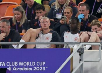 Haaland fue el blanco de fuertes críticas de las esposas de jugadores de Fluminense