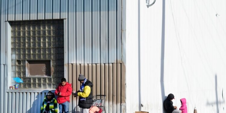 EEUU: Muerte de niño migrante despierta preocupación por condiciones insalubres de los refugios