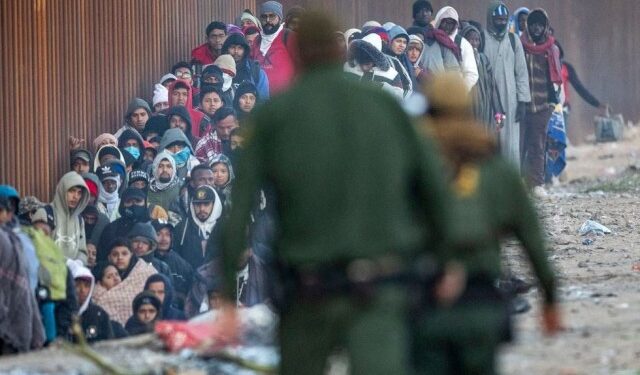 Arizona militariza la frontera con México para contener la crisis de inmigrantes