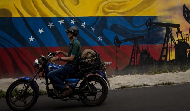 Los petroestados, en especial Venezuela, en riesgo económico por la caída de ingresos ante transición energética