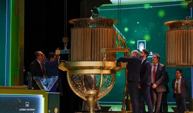 La lotería de Navidad, la esperada cita anual que celebra toda España