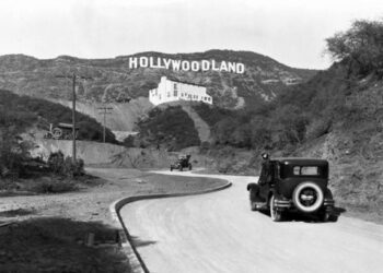 El sorprendente origen del letrero de Hollywood que cumple 100 años y no tiene nada que ver con el cine
