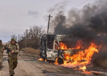 Cómo se puede verificar la veracidad de un video en el contexto de la guerra entre Rusia y Ucrania