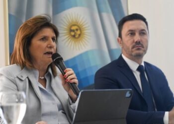 Milei designa a Luis Petri como ministro de Economía