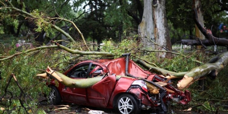 Más de una docena de muertos deja fuerte temporal que afectó a Argentina y Uruguay