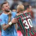 Felipe Melo y Kyle Walker se fueron a las trompadas en la final del Mundial de Clubes (Fotos)