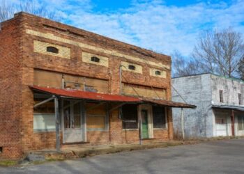 El pueblo abandonado de Estados Unidos que antes fue una ciudad llena de oro