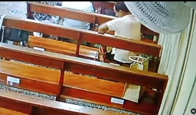 Insólito: se robó un celular en plena misa y el momento quedó captado en VIDEO