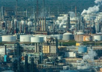 Alertan en zona de Houston con aire contaminado por una sustancia cancerígena