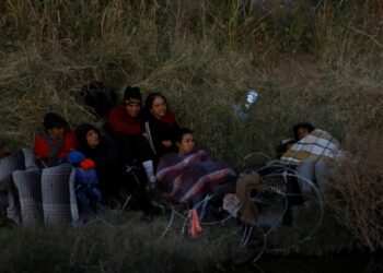 Agencia de la ONU para refugiados insta a países a disuadir a los migrantes de rutas peligrosas