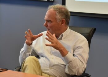 La visita de senadores estadounidenses a Honduras supone un acercamiento en los lazos entre ambos países