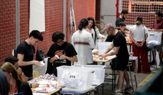 Lo que dijo el régimen de Maduro tras el rechazo al segundo plebiscito constitucional en Chile