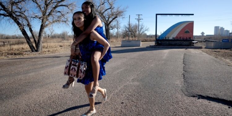 El pueblo de Colorado que acoge a los migrantes con una red de apoyo única