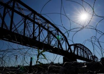 Dos pasos ferroviarios fueron cerrados en Texas. ¿Habrá afectaciones significativas al comercio?