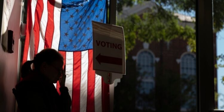 A menos de un año para las elecciones presidenciales en EEUU: ¿qué le preocupa a los votantes?