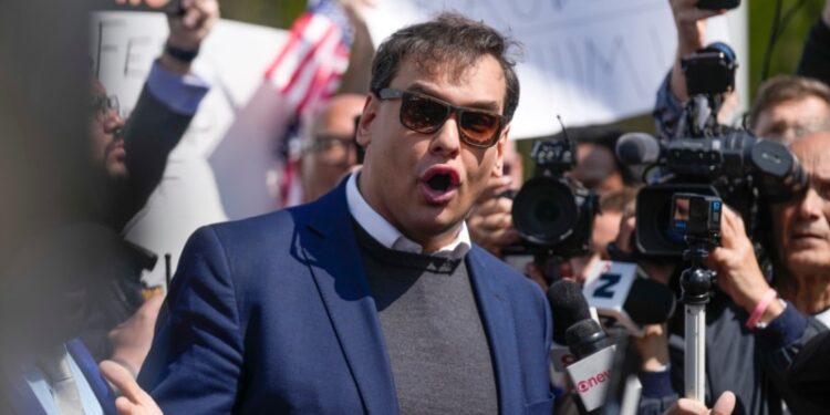 Un legislador republicano en la Cámara de Representantes podría ser expulsado del Congreso.