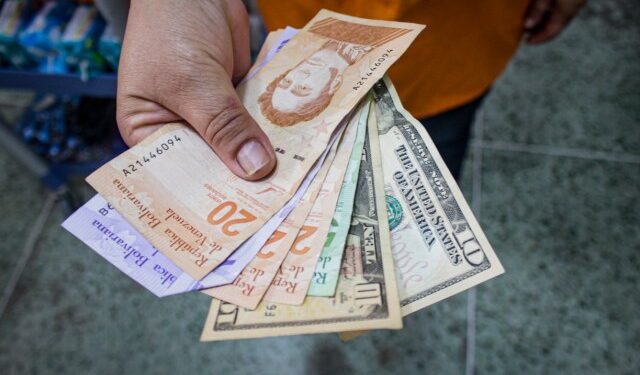 José Guerra asegura que Venezuela cierra el año con la inflación más alta del mundo